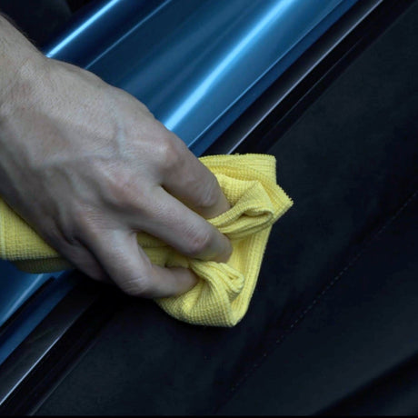 Reinigung & Pflege von Alcantara im Fahrzeuginnenraum – So bleibt Ihr Interieur makellos